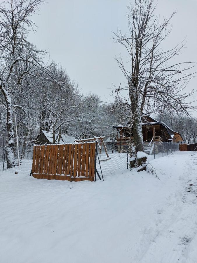 Agroturystyka LipoweWzgórze domek Antek Tereszpol Exterior foto